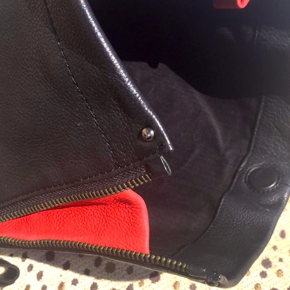 Kenneth Cole Fold Over Clutch - Picture 3 of 6